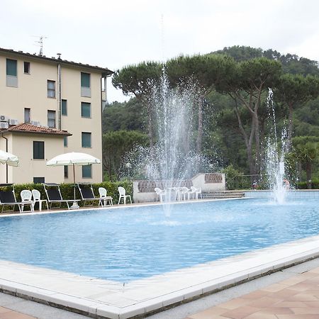 Hotel Grappolo D'Oro Pietrasanta Exterior foto